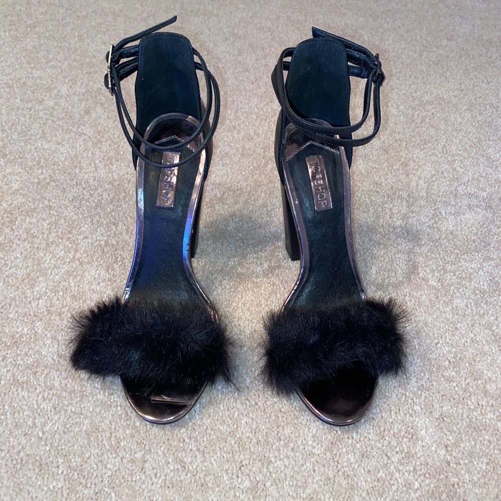 TOPSHOP simple strap black heels